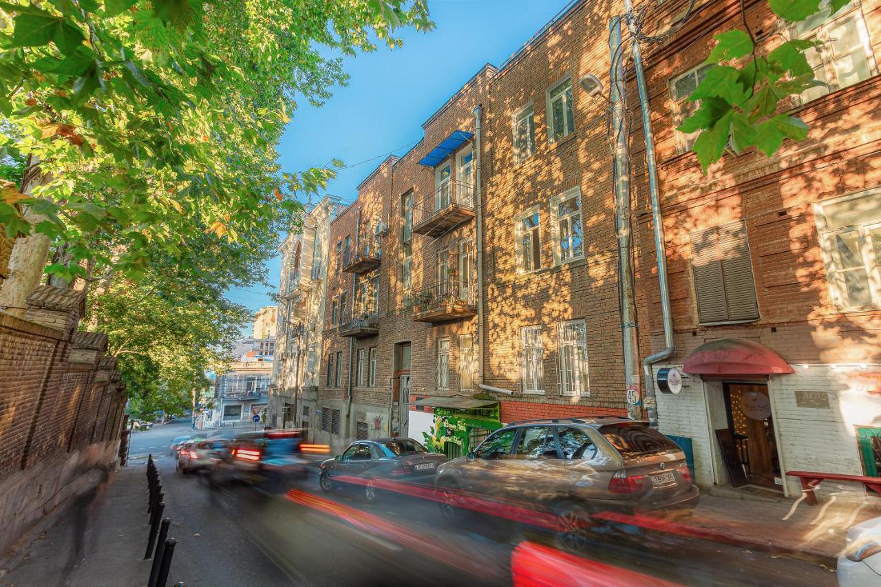 Old Tbilisi, In Front Of Wine Factory Apartment Exterior foto